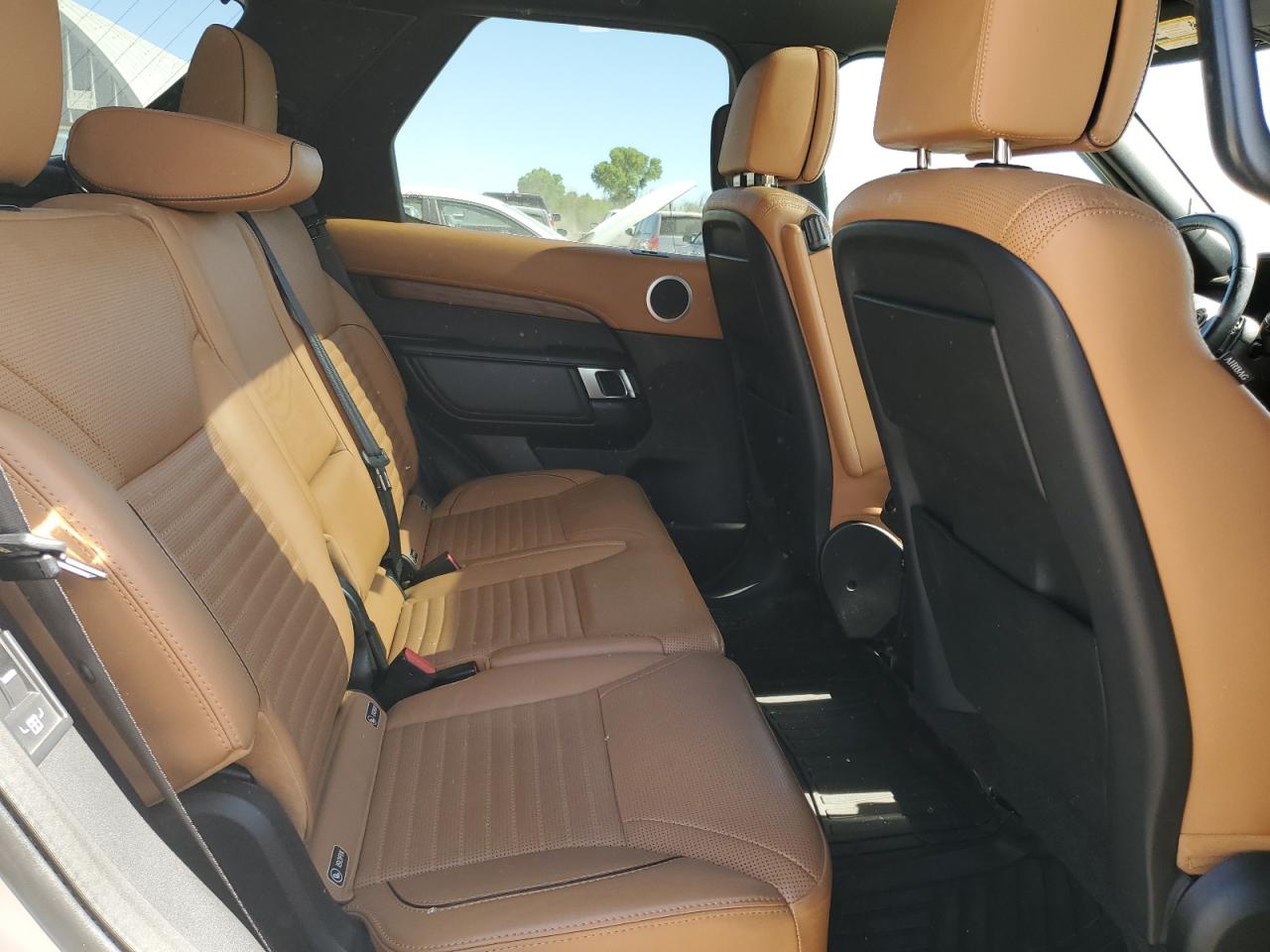 2018 Land Rover Discovery Hse Luxury VIN: SALRT2RK5JA052873 Lot: 62476105