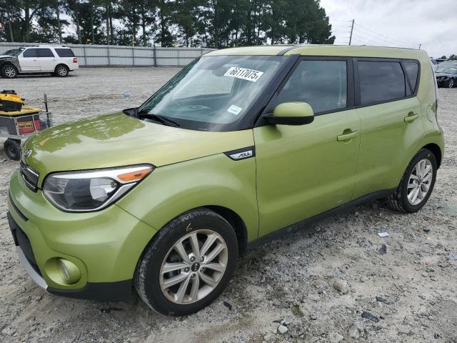  KIA SOUL 2017 Зеленый