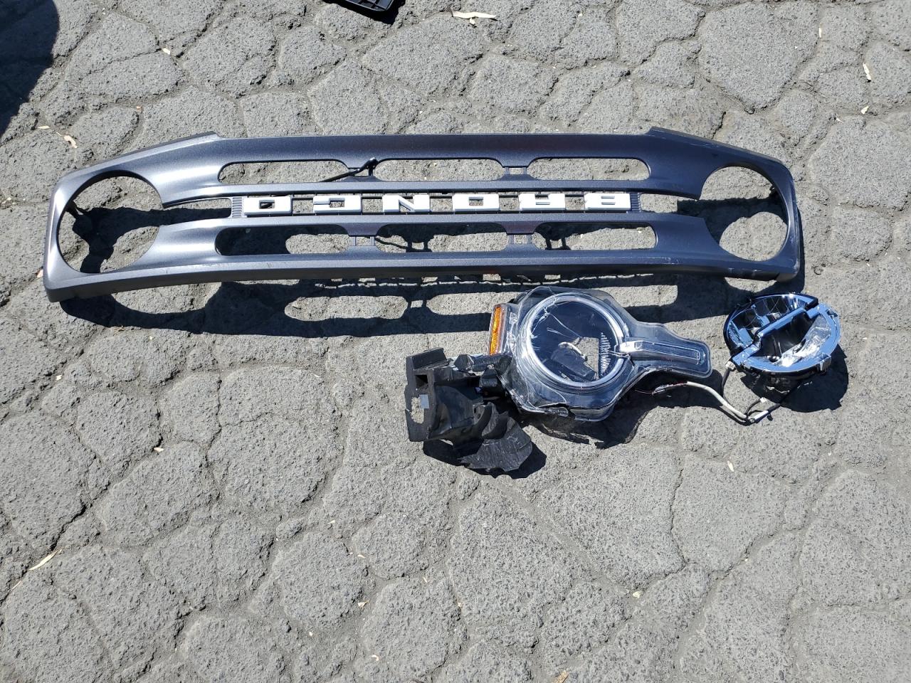 2023 Ford Bronco Base VIN: 1FMDE5BH7PLB20630 Lot: 63412115