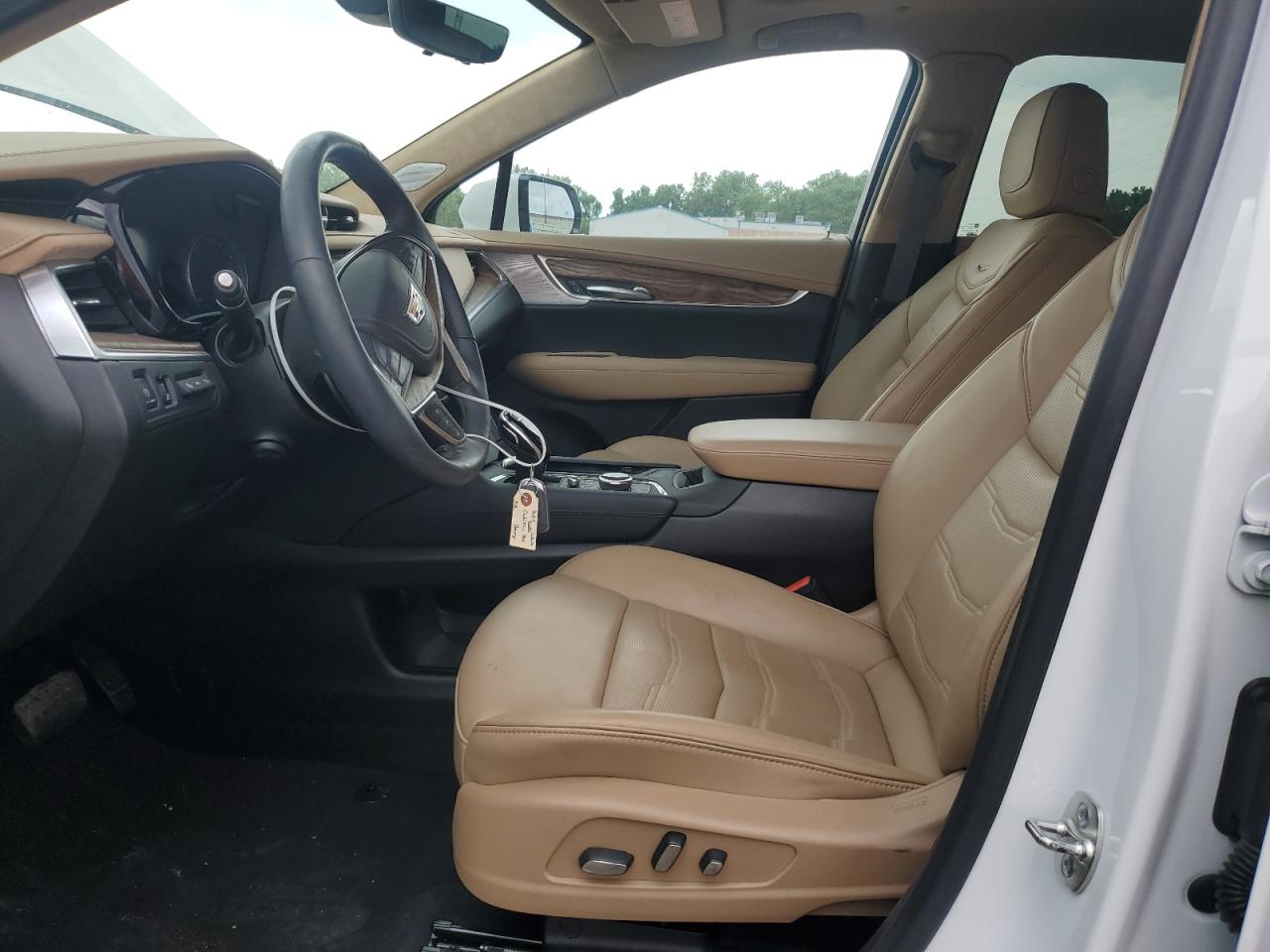 2024 Cadillac Xt5 Platinum Premium Luxury VIN: 1GYKNFR42RZ750277 Lot: 65033385
