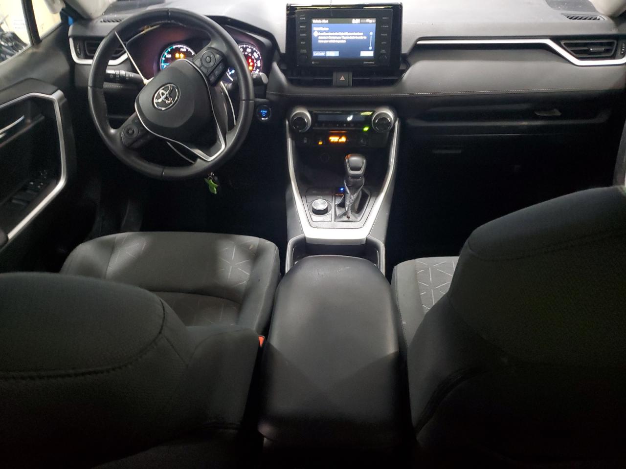 2020 Toyota Rav4 Xle VIN: 2T3RWRFV8LW093833 Lot: 66152695