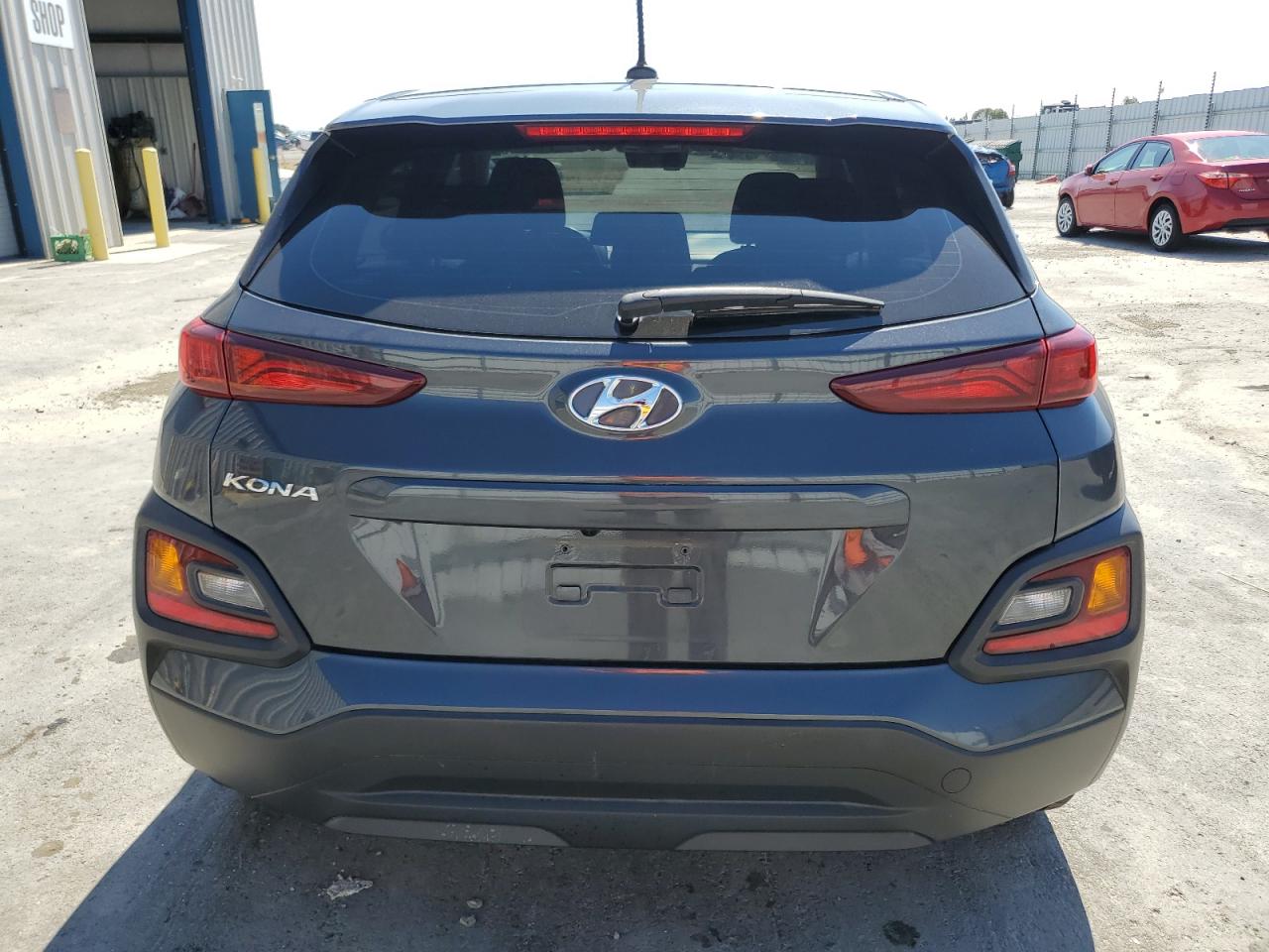 2020 Hyundai Kona Se VIN: KM8K12AA1LU477201 Lot: 64794445