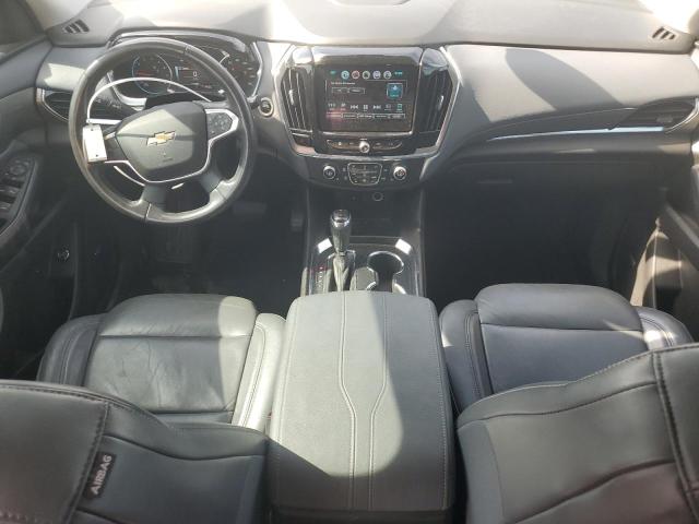  CHEVROLET TRAVERSE 2018 Серебристый
