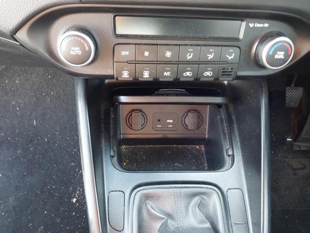 2015 KIA CARENS 2 C