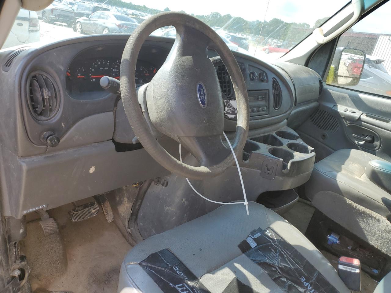 2006 Ford Econoline E250 Van VIN: 1FTNE24W86HA64847 Lot: 65085365