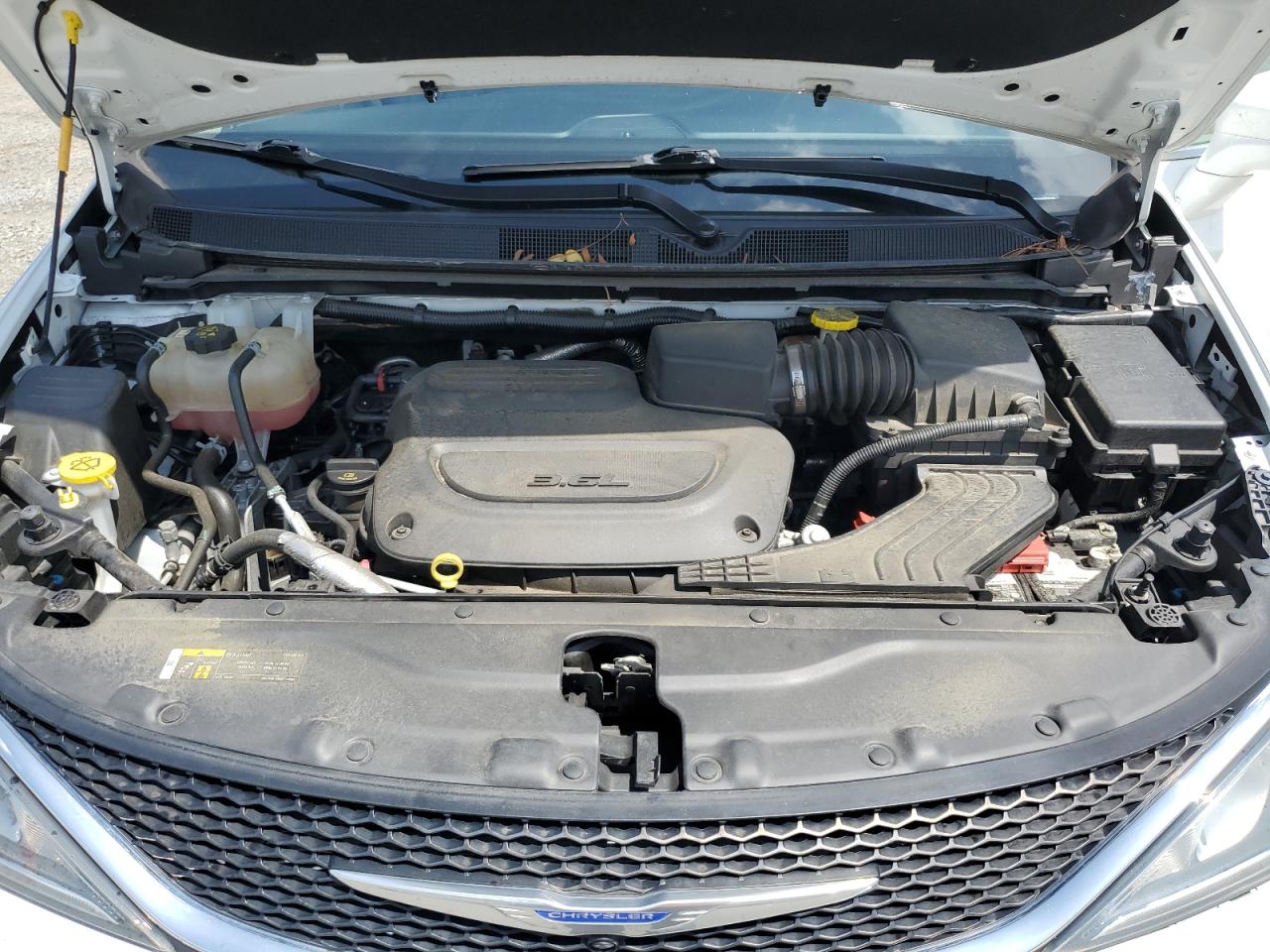 2020 Chrysler Pacifica Touring L VIN: 2C4RC1BG4LR120716 Lot: 64281855