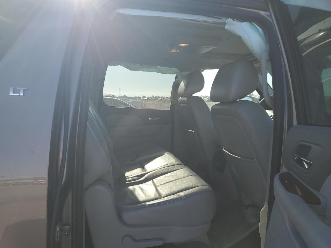 2014 Chevrolet Suburban K1500 Lt VIN: 1GNSKJE79ER194228 Lot: 63344715