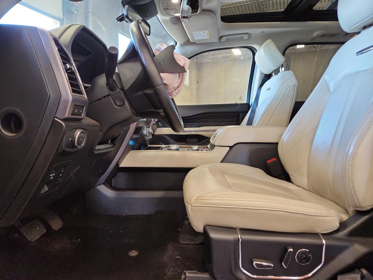 2020 Ford Expedition Platinum VIN: 1FMJU1MT9LEA05798 Lot: 63286275