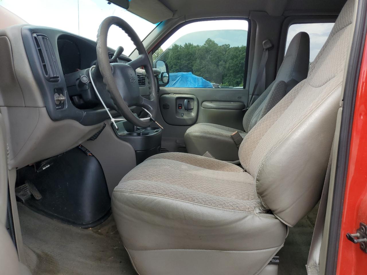 2000 Chevrolet Express G3500 VIN: 1GAHG39R6Y1208142 Lot: 62944815