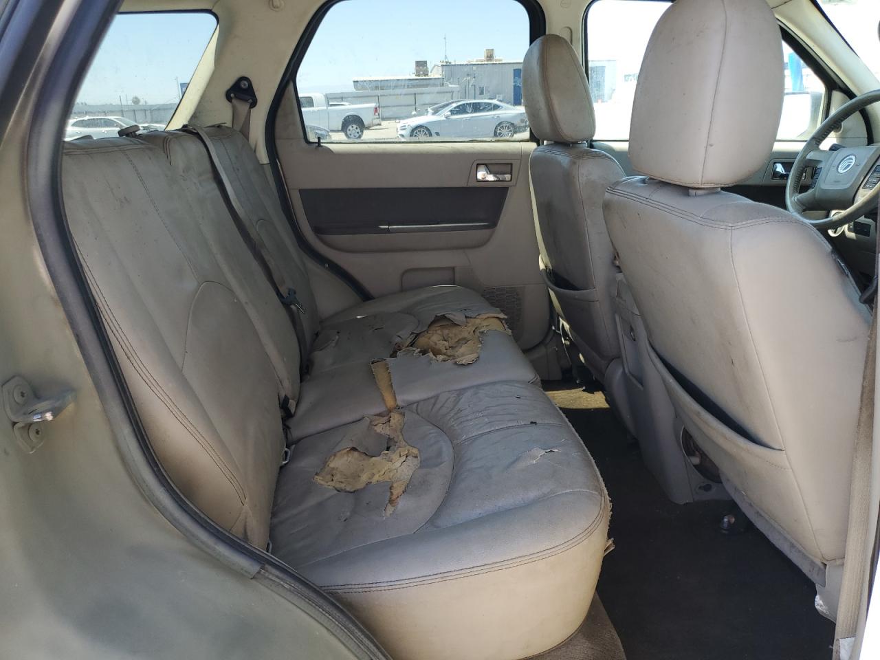 2010 Mercury Mariner Premier VIN: 4M2CN8H75AKJ11349 Lot: 63105855