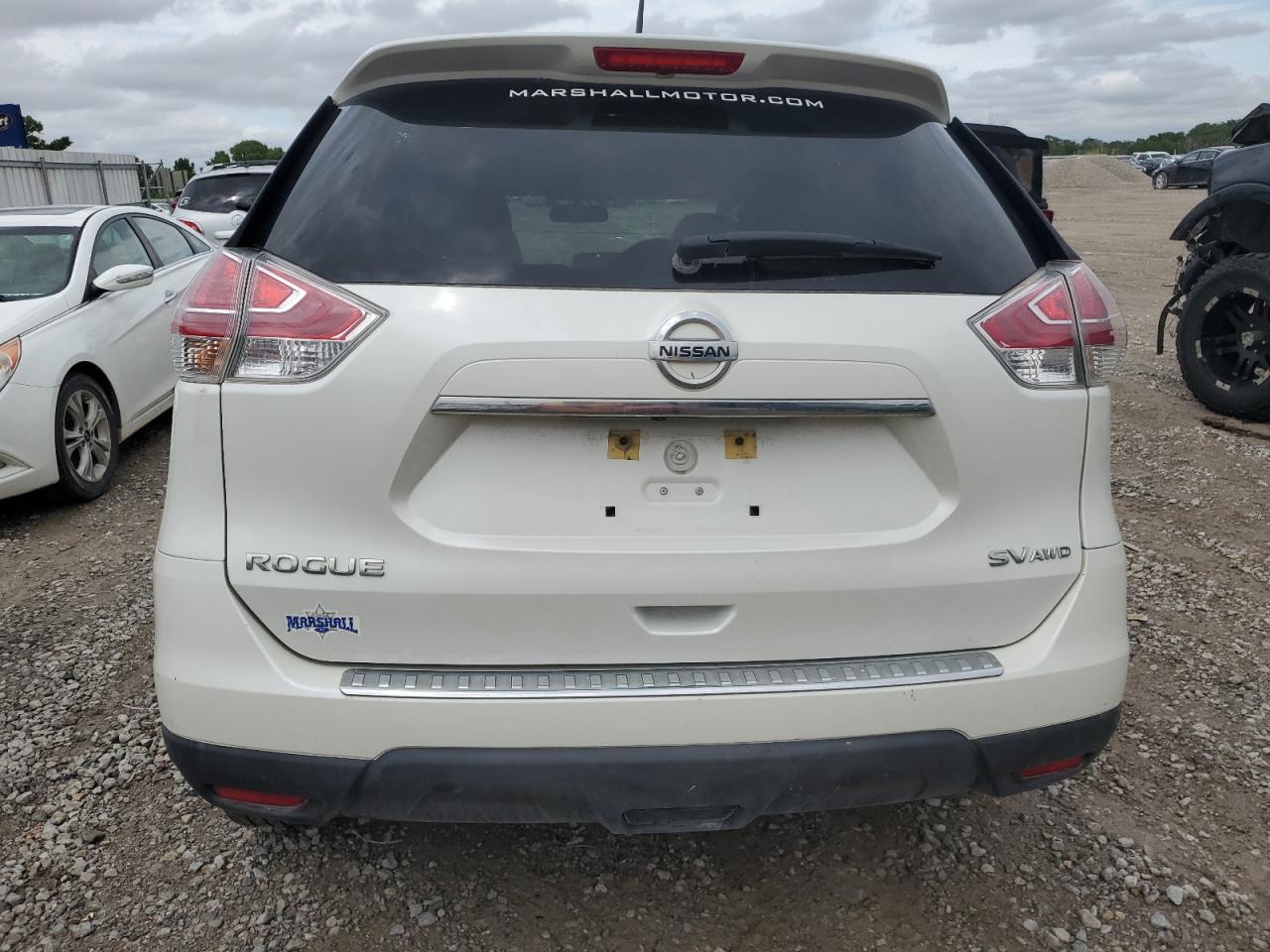 2015 Nissan Rogue S VIN: KNMAT2MV7FP520743 Lot: 65272625