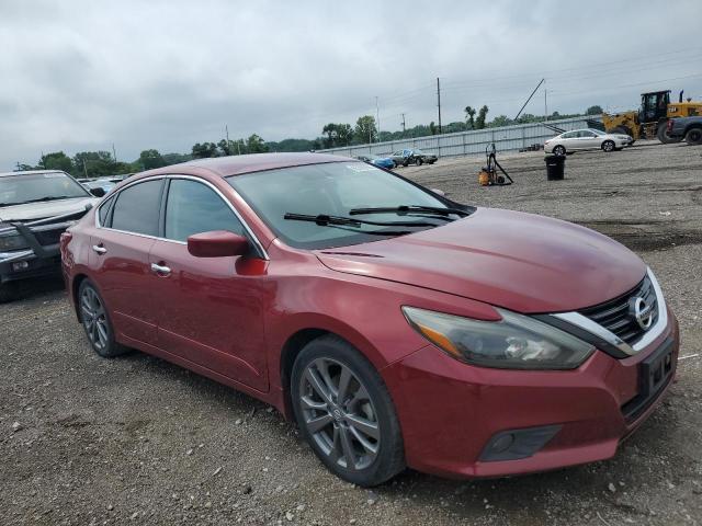  NISSAN ALTIMA 2018 Красный