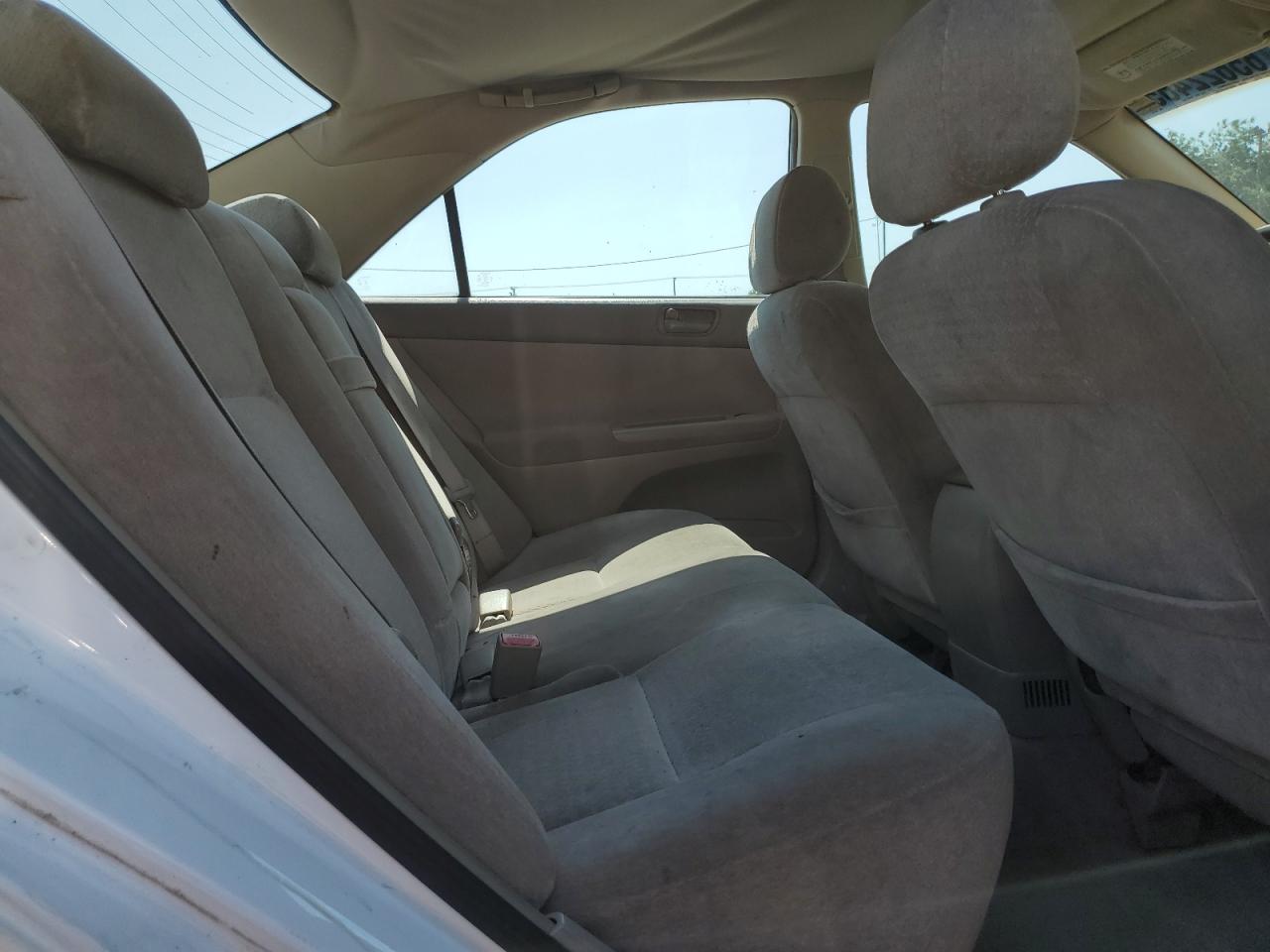 2003 Toyota Camry Le VIN: JTDBE32K830176776 Lot: 65622465