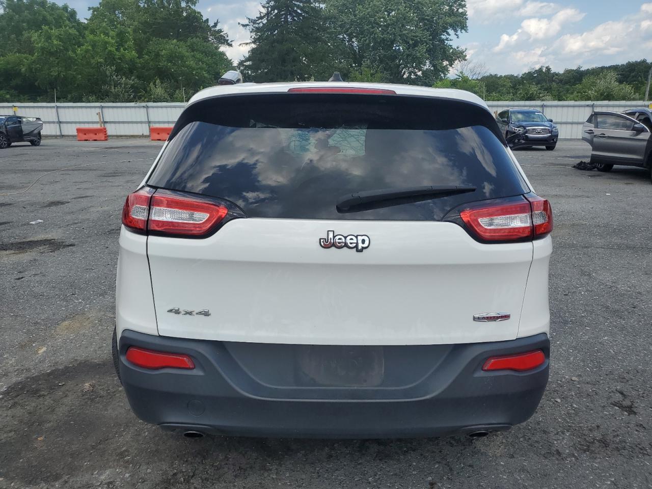 2014 Jeep Cherokee Latitude VIN: 1C4PJMCS9EW285799 Lot: 65338625