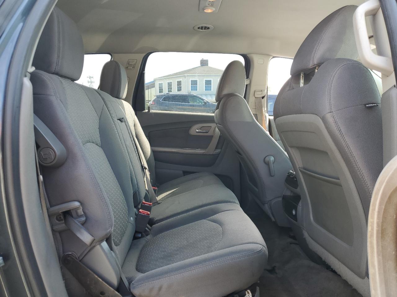 2011 Chevrolet Traverse Ls VIN: 1GNKVEED5BJ128841 Lot: 64611965