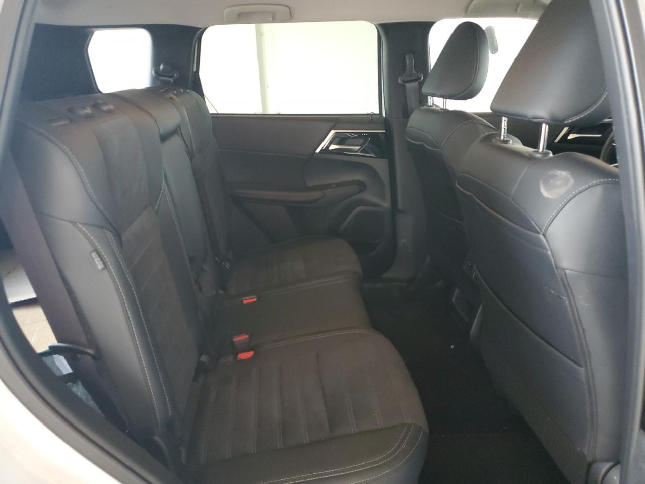 2024 Mitsubishi Outlander Se VIN: JA4J4VA86RZ082605 Lot: 64427495