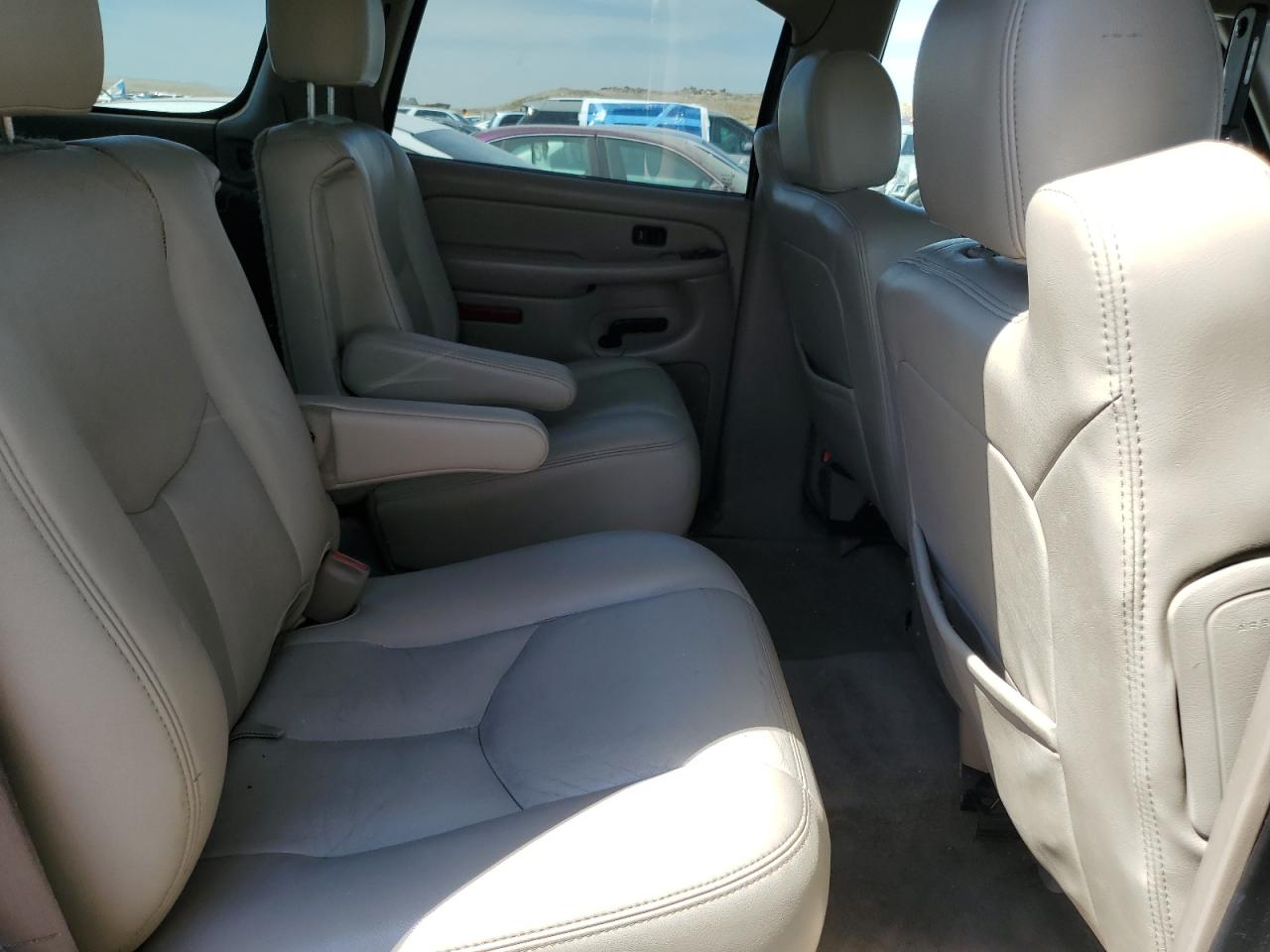 2004 GMC Yukon VIN: 1GKEK13Z04J330371 Lot: 66524905