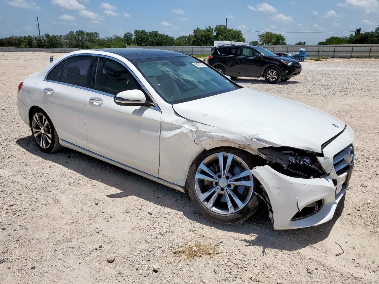 2017 Mercedes-Benz C 300 VIN: 55SWF4JB4HU186072 Lot: 64515235