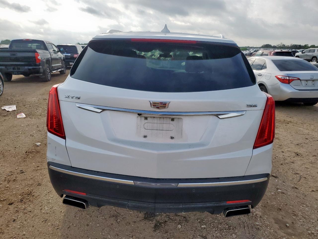 2017 Cadillac Xt5 Premium Luxury VIN: 1GYKNCRS0HZ276017 Lot: 64806705