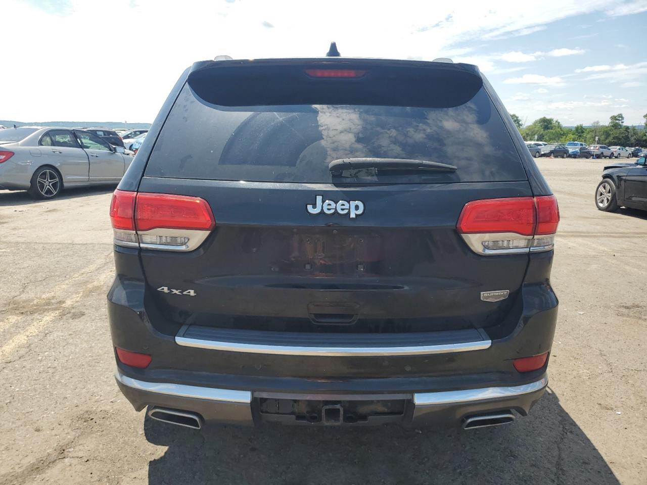 2017 Jeep Grand Cherokee Summit VIN: 1C4RJFJG1HC811125 Lot: 65671535