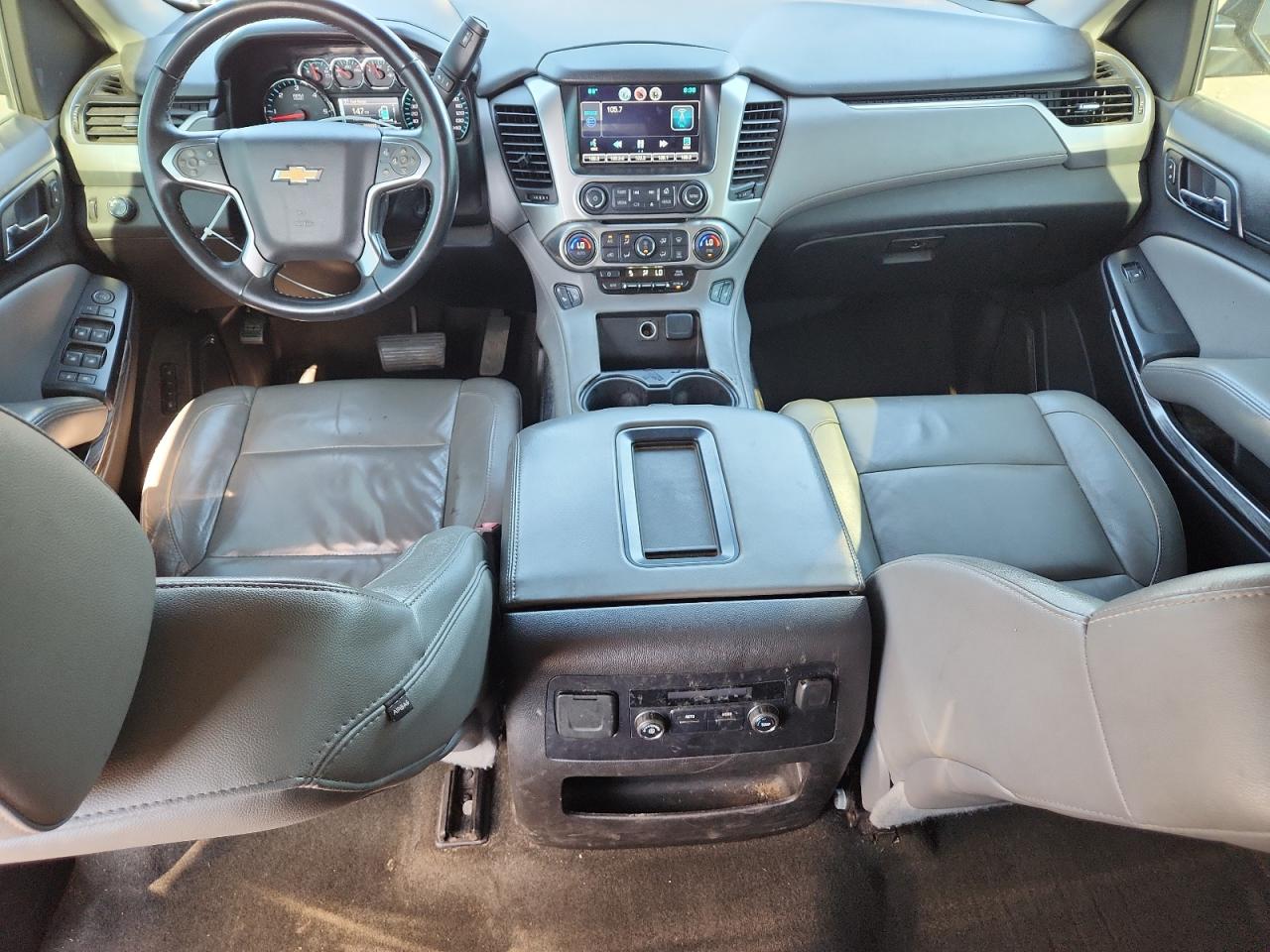 2015 Chevrolet Suburban C1500 Lt VIN: 1GNSCJKC5FR565255 Lot: 61907855