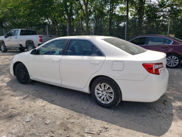  TOYOTA CAMRY 2014 Biały
