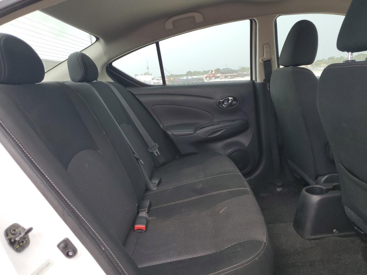 2018 Nissan Versa S VIN: 3N1CN7AP7JL886604 Lot: 64451065