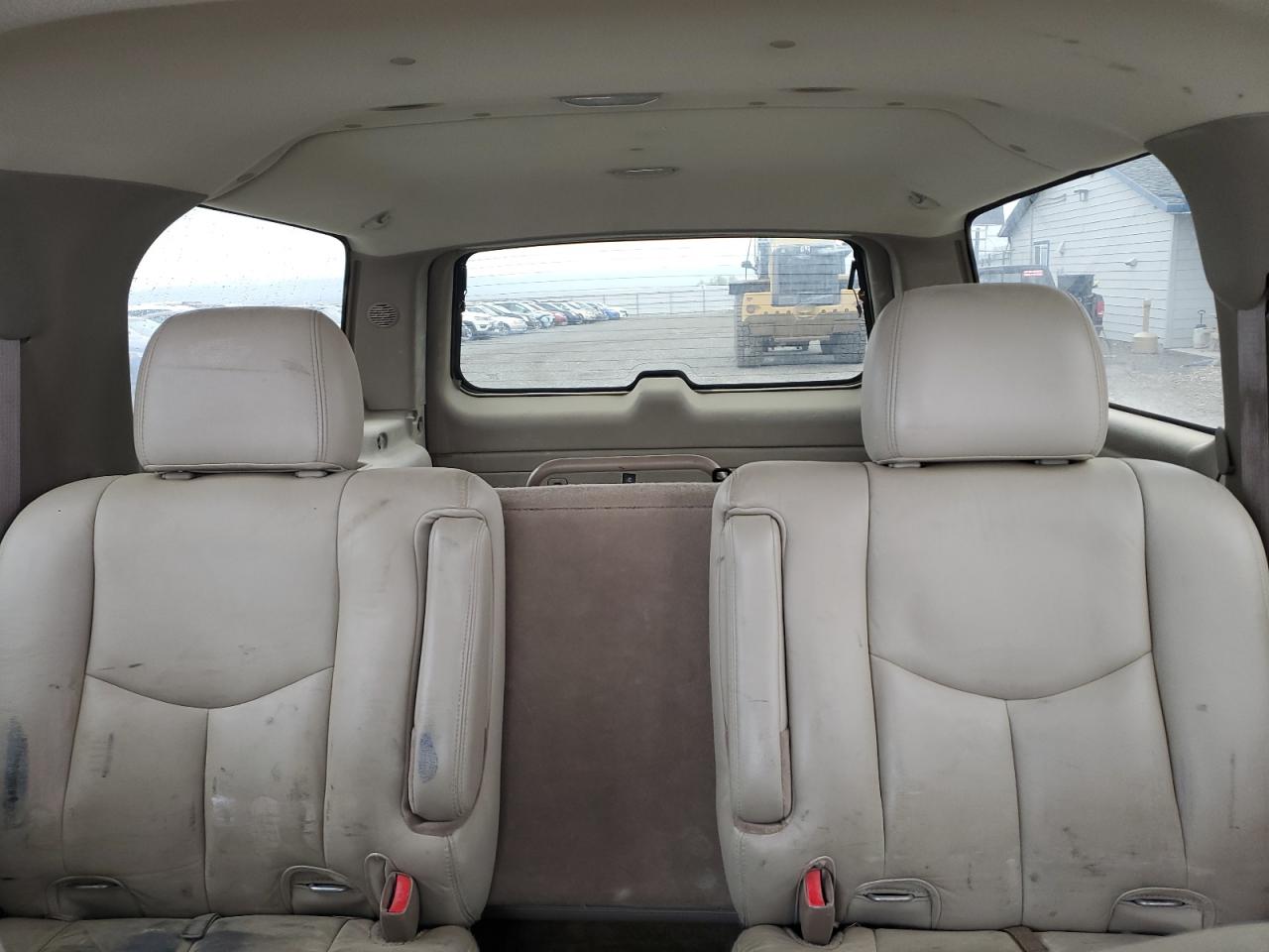 2003 Chevrolet Suburban K1500 VIN: 3GNFK16Z93G338679 Lot: 64646305