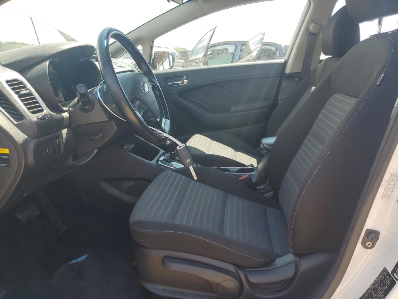 2017 Kia Forte Lx VIN: 3KPFL4A73HE063858 Lot: 65155635
