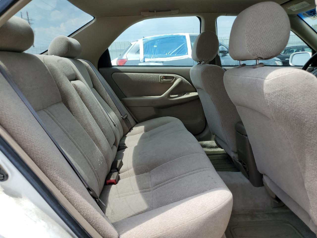 2001 Toyota Camry Le VIN: 4T1BF22K51U971020 Lot: 64526415