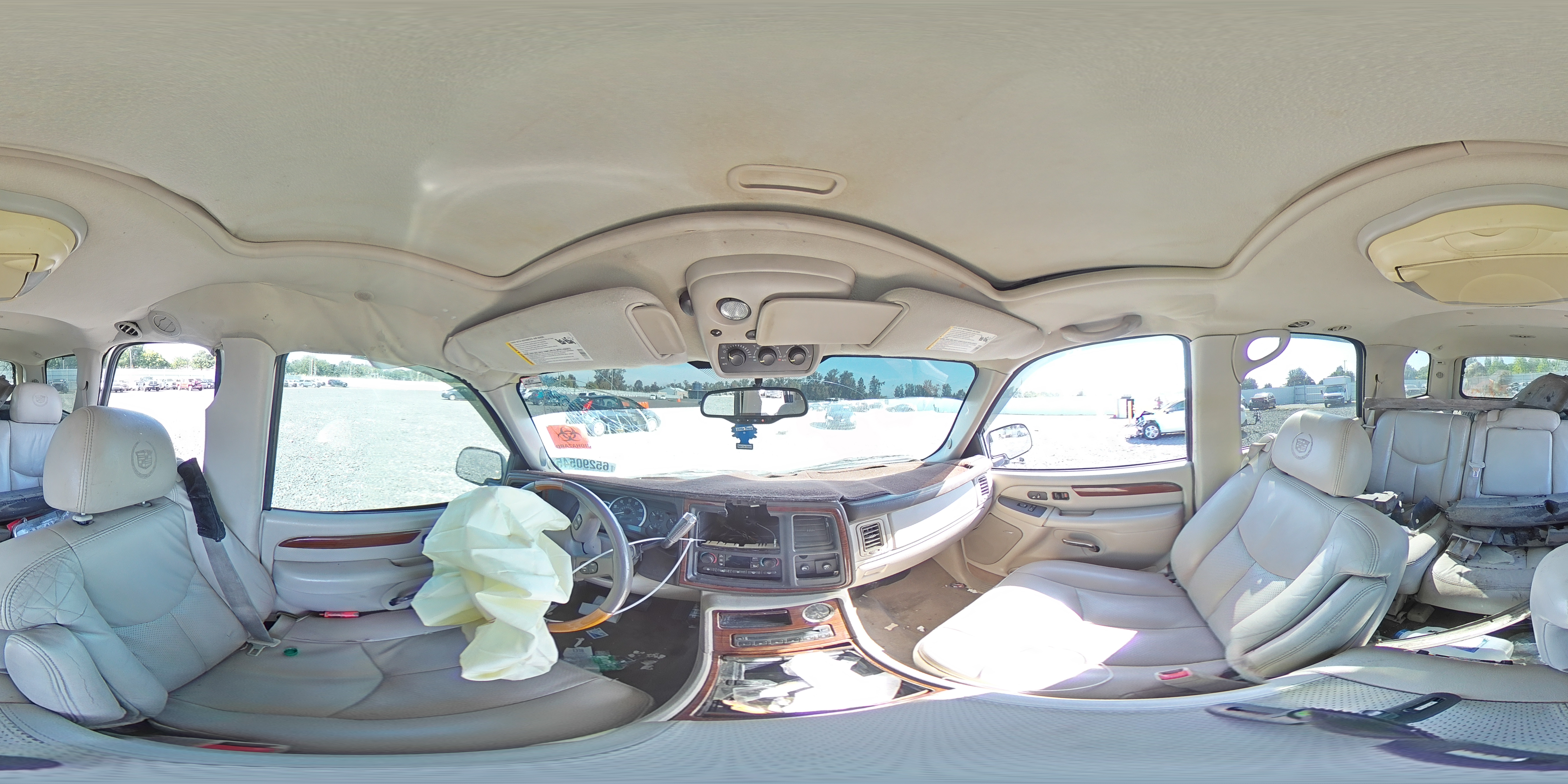 2004 Cadillac Escalade Luxury VIN: 1GYEC63T44R158651 Lot: 65290545
