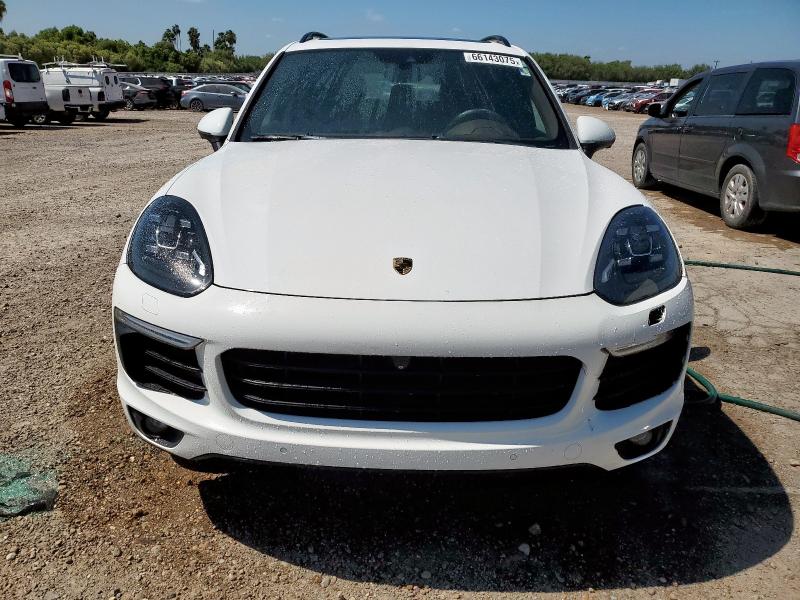 2018 PORSCHE CAYENNE   