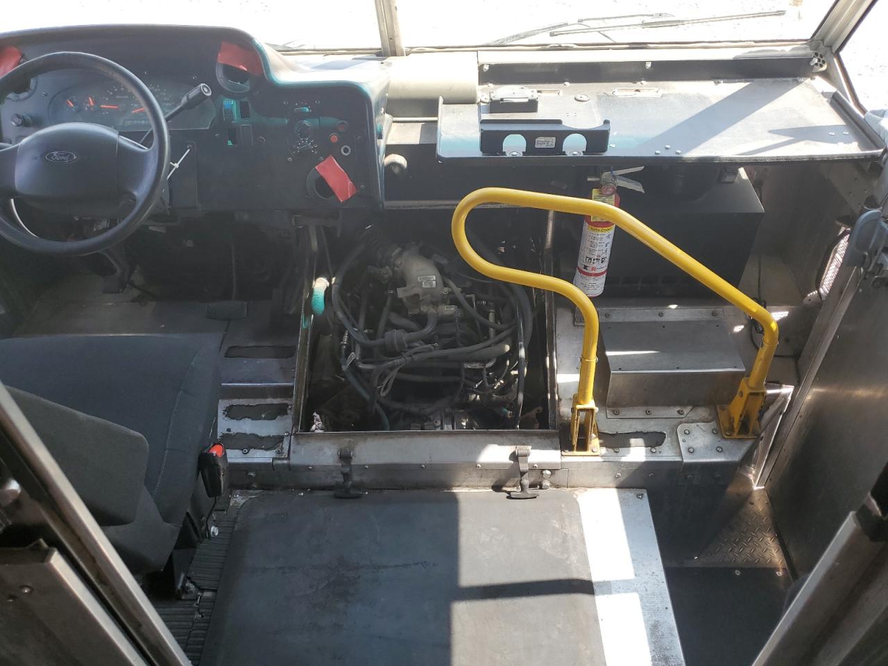 2004 Ford Econoline E450 Super Duty Commercial Stripped Chassis VIN: 1FCLE49LX4HB30040 Lot: 62295155