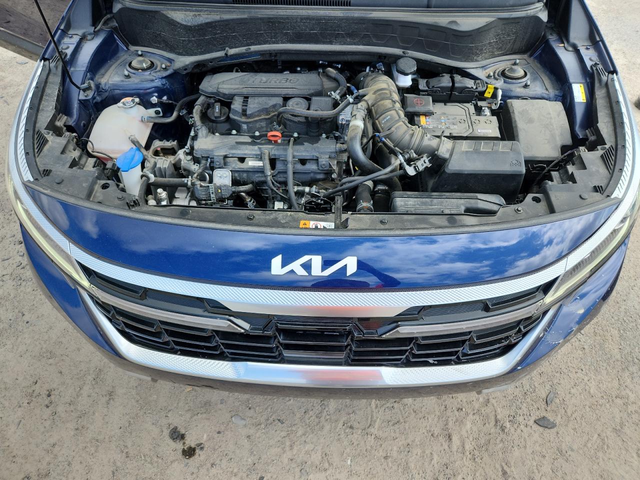 2024 Kia Seltos Sx VIN: KNDETCA77R7630662 Lot: 64676425