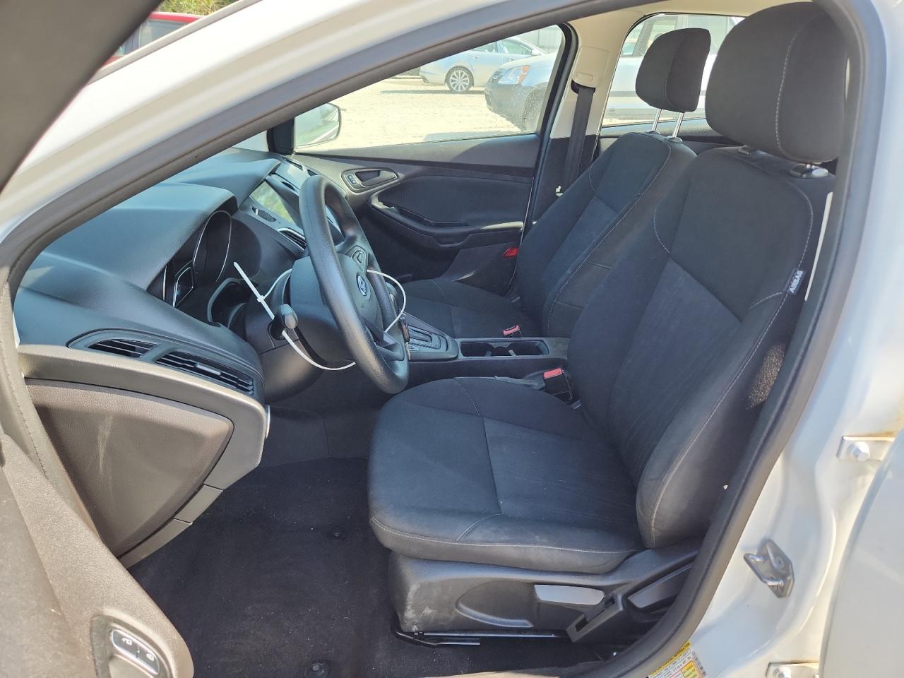 2017 Ford Focus S VIN: 1FADP3E26HL256894 Lot: 65388995
