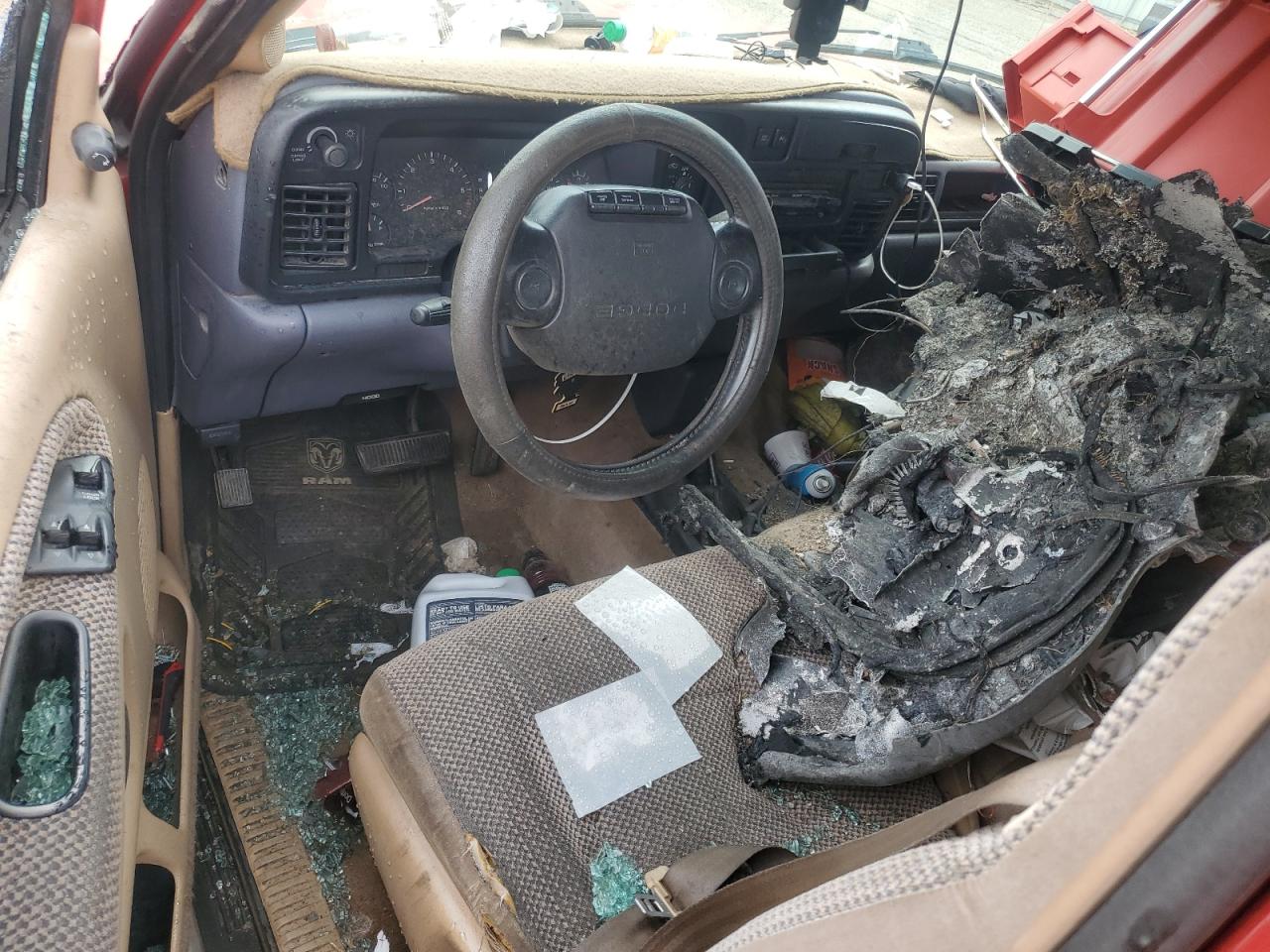 1997 Dodge Ram 1500 VIN: 3B7HF13Z3VG830749 Lot: 57458335