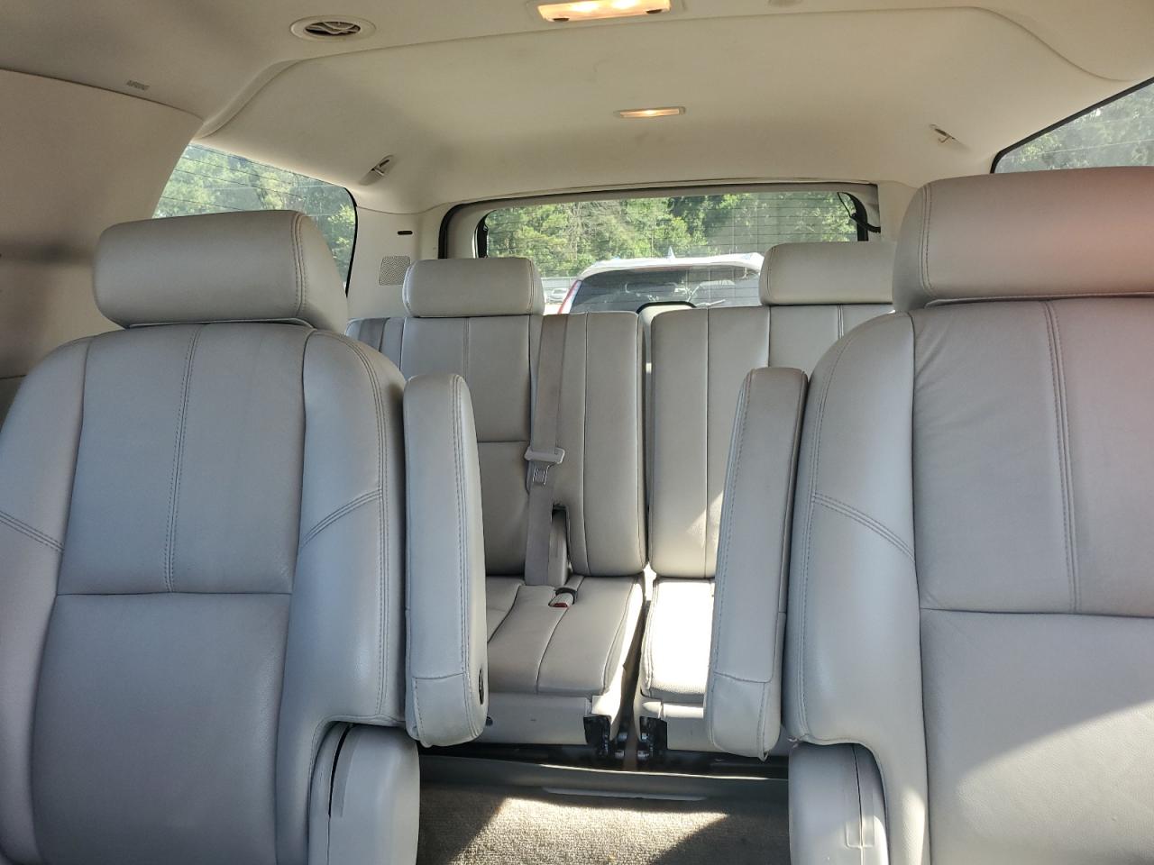 2008 Chevrolet Suburban C1500 Ls VIN: 1GNFC16018R182031 Lot: 65017175