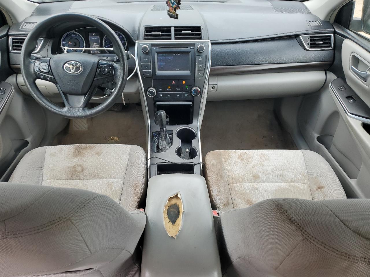 2017 Toyota Camry Le VIN: 4T1BF1FK0HU318657 Lot: 65242335