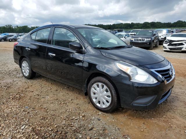  NISSAN VERSA 2017 Черный