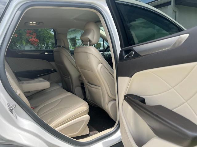 Parquets LINCOLN MKC 2017 Biały