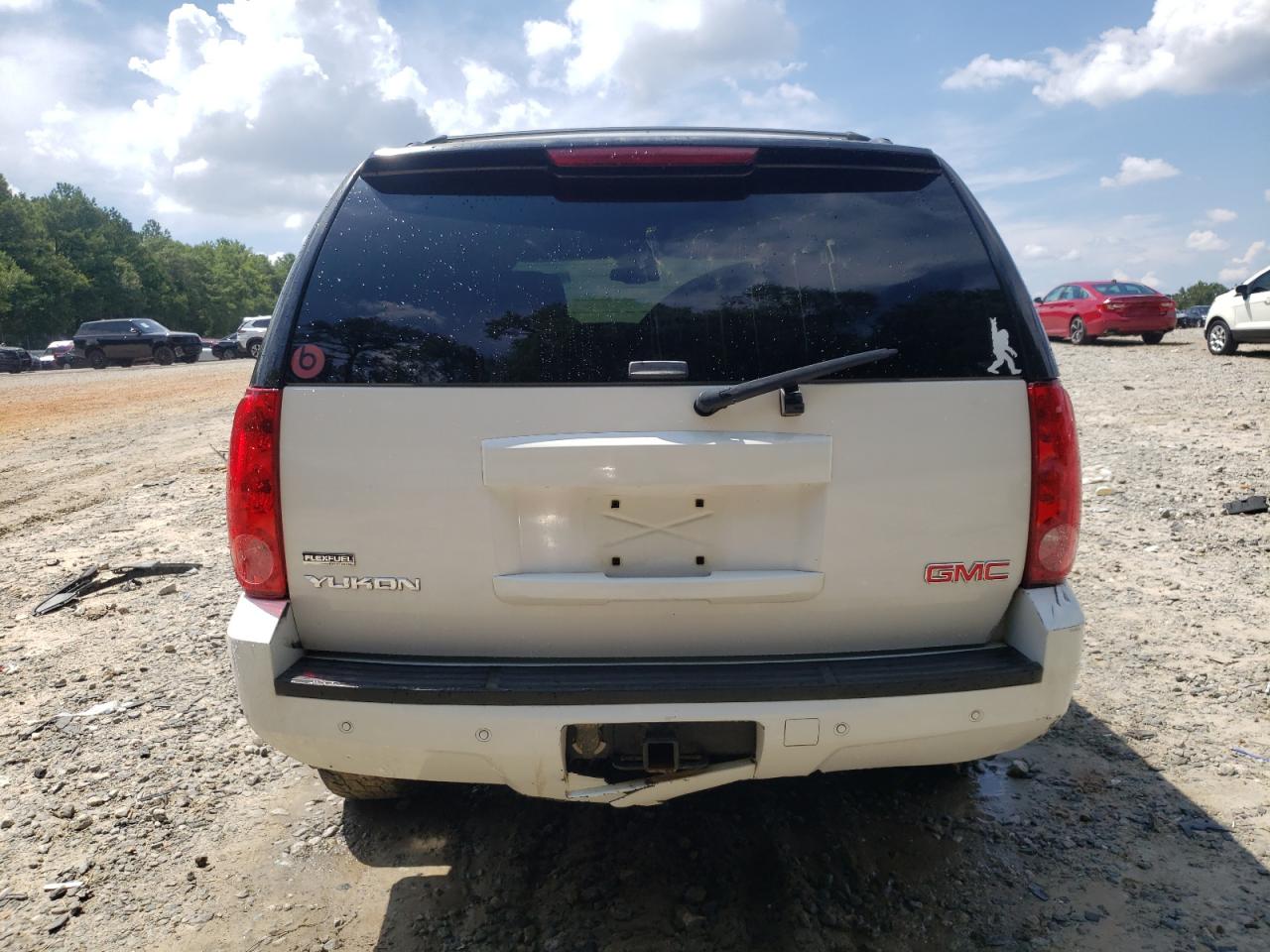 2008 GMC Yukon VIN: 1GKFK130X8R151722 Lot: 62484305