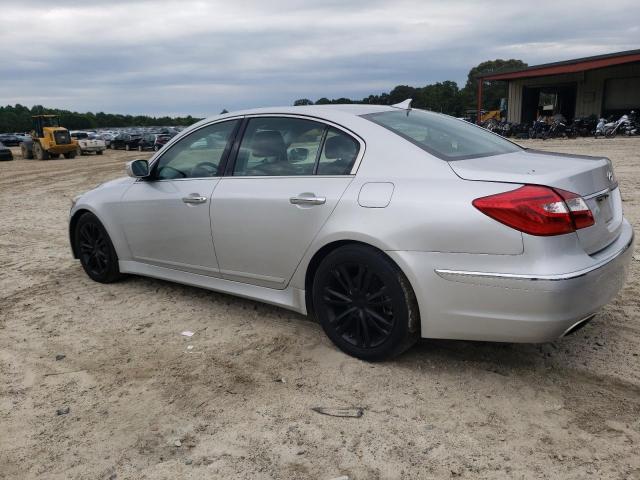 Sedans HYUNDAI GENESIS 2014 Srebrny