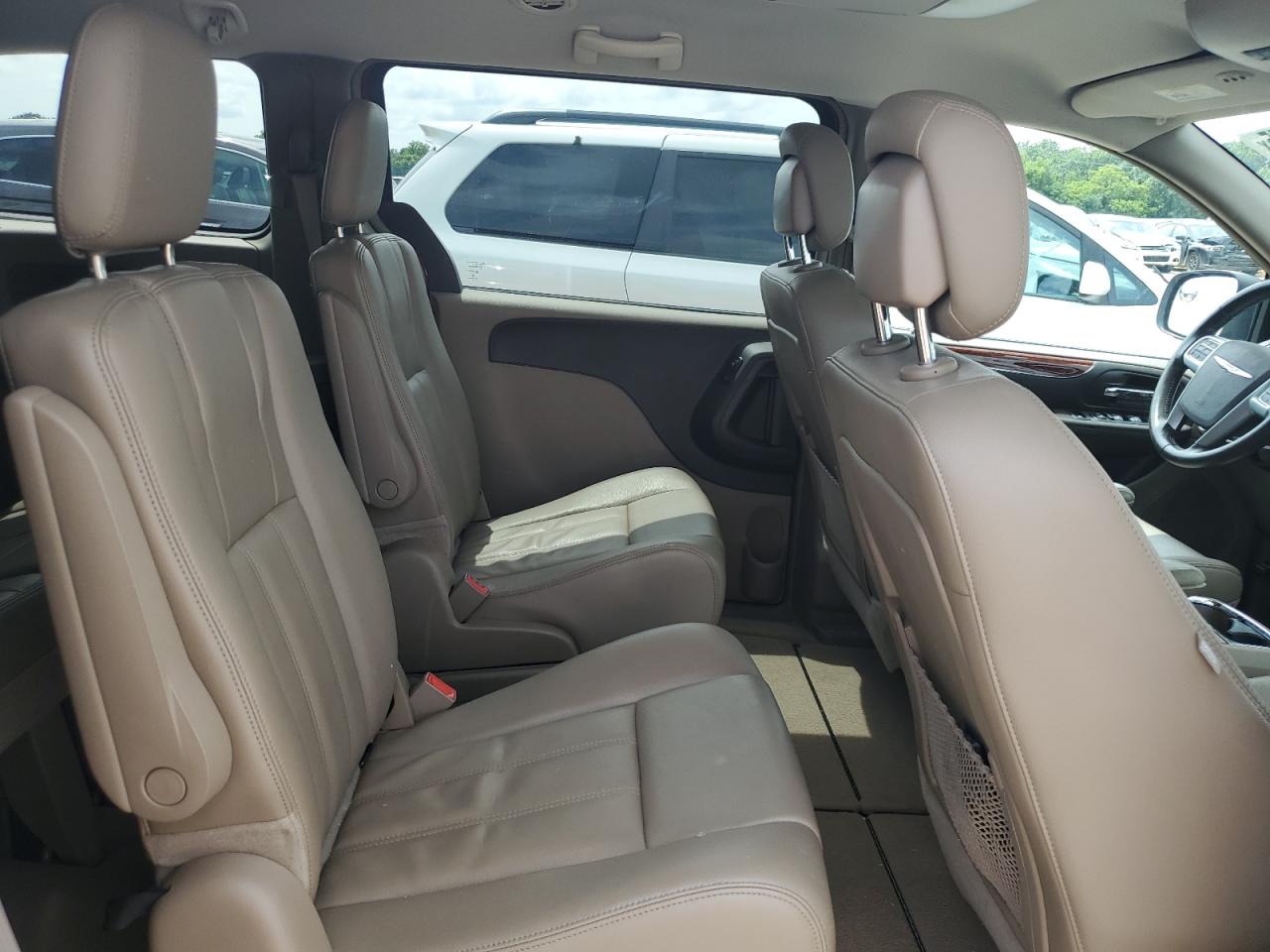 2013 Chrysler Town & Country Touring VIN: 2C4RC1BG3DR662732 Lot: 64851575