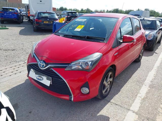 TOYOTA YARIS ICON 2016