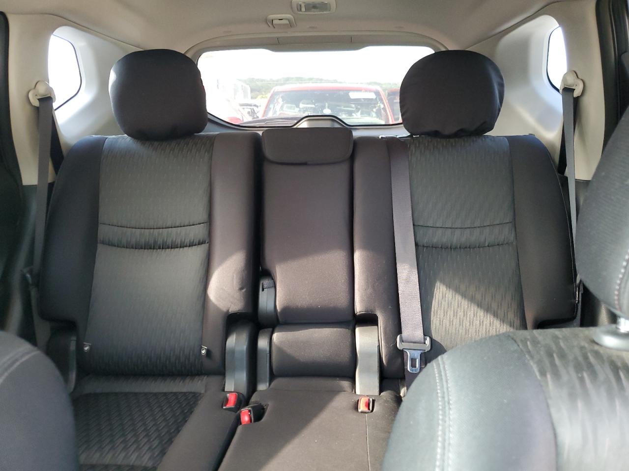 2017 Nissan Rogue S VIN: JN8AT2MT6HW402341 Lot: 64939035