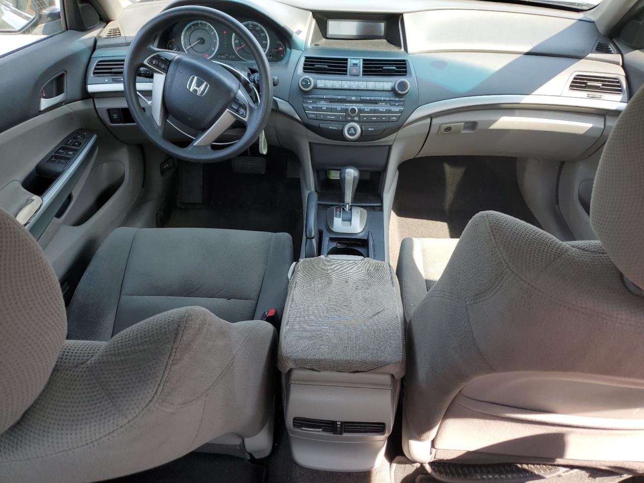 2010 Honda Accord Ex VIN: 1HGCP2F70AA061211 Lot: 69344405