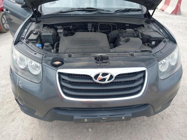 2010 HYUNDAI SANTA FE S