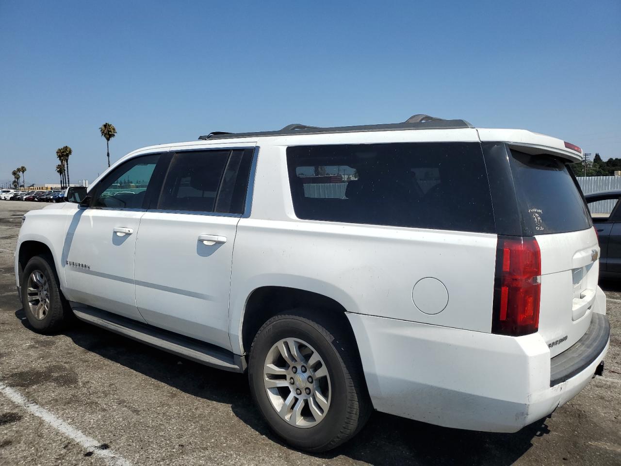 2015 Chevrolet Suburban C1500 Lt VIN: 1GNSCJKC0FR288210 Lot: 64307805