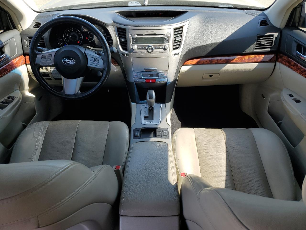 2010 Subaru Legacy 2.5I Limited VIN: 4S3BMBK68A3230122 Lot: 63115515