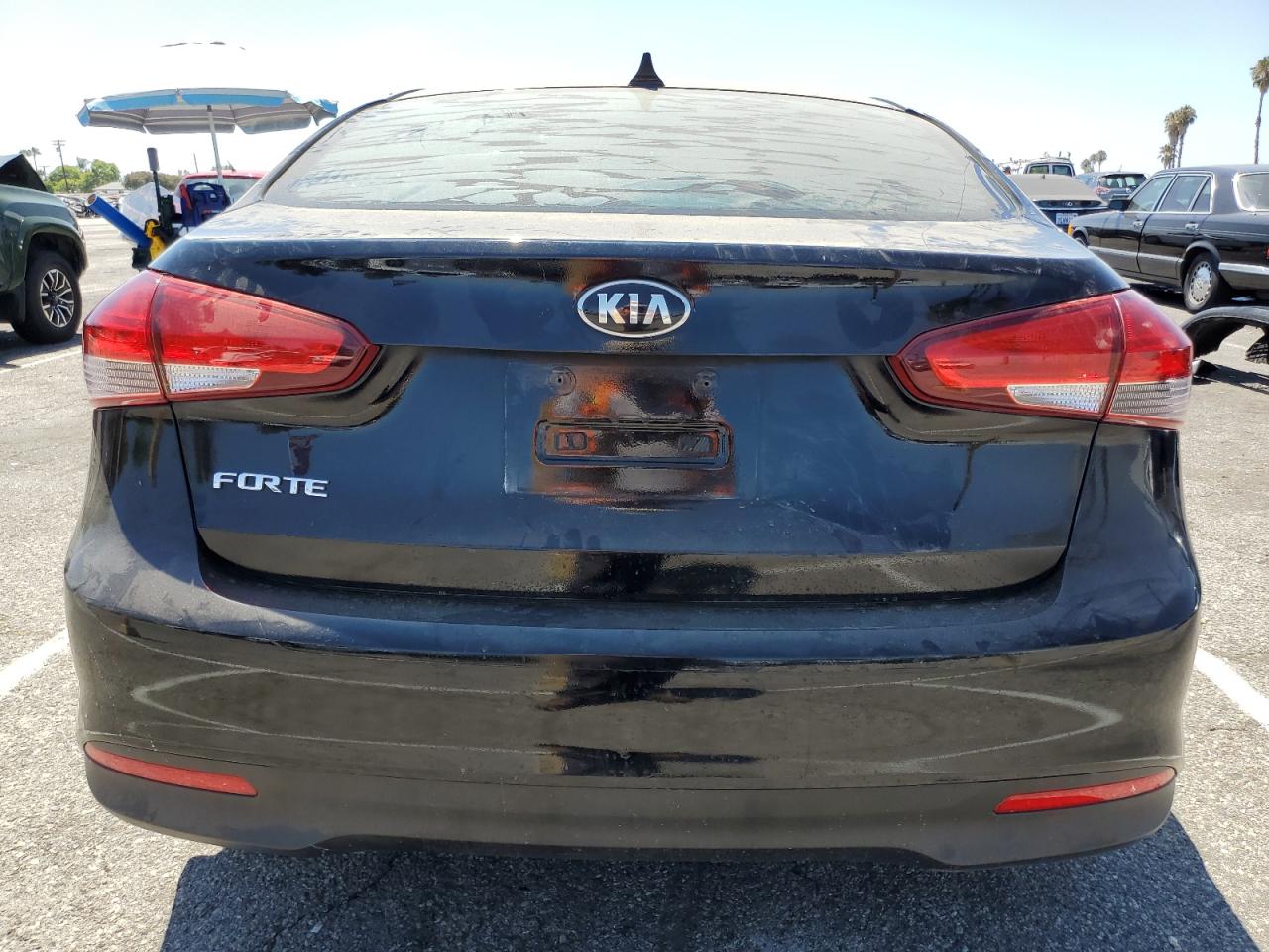 2017 Kia Forte Lx VIN: 3KPFK4A74HE052256 Lot: 66088445